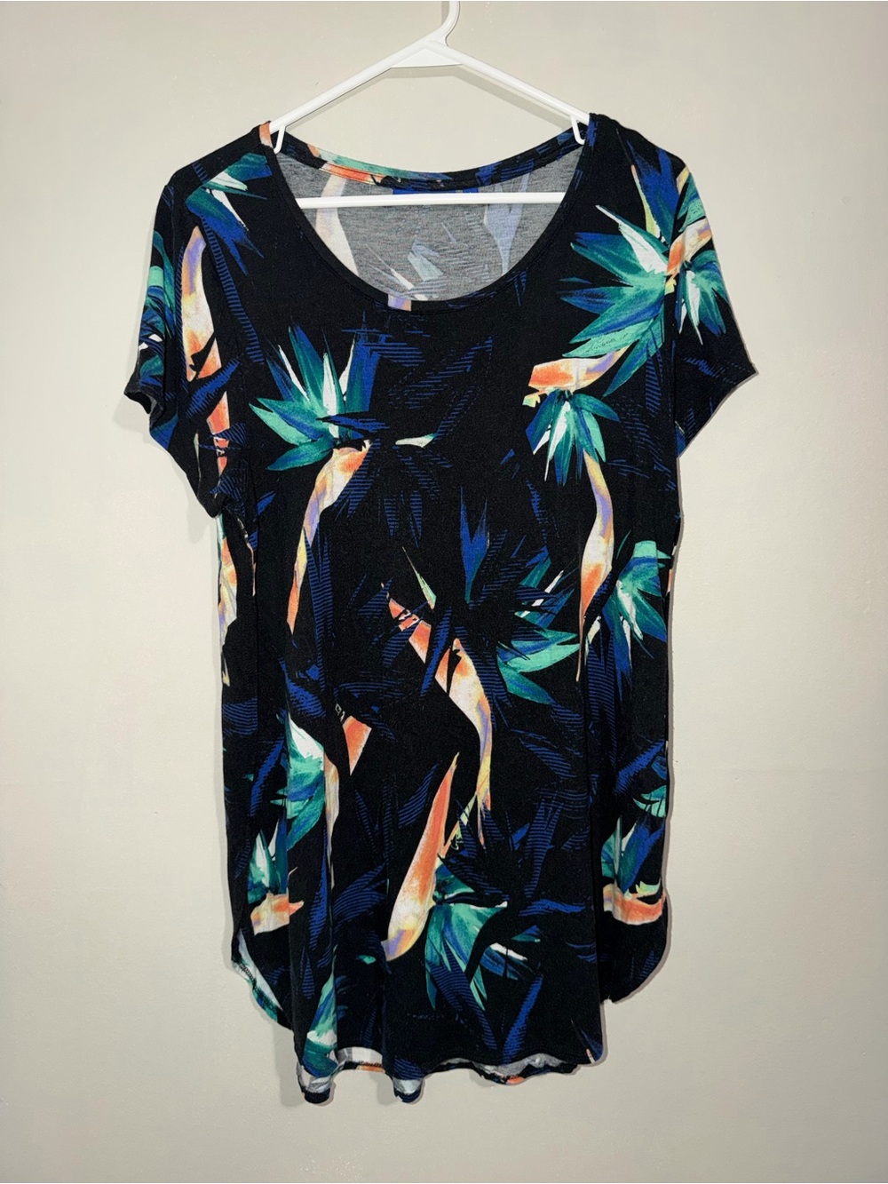 Apt. 9 Black Tropical Floral Print Short Sleeve Top – Size L